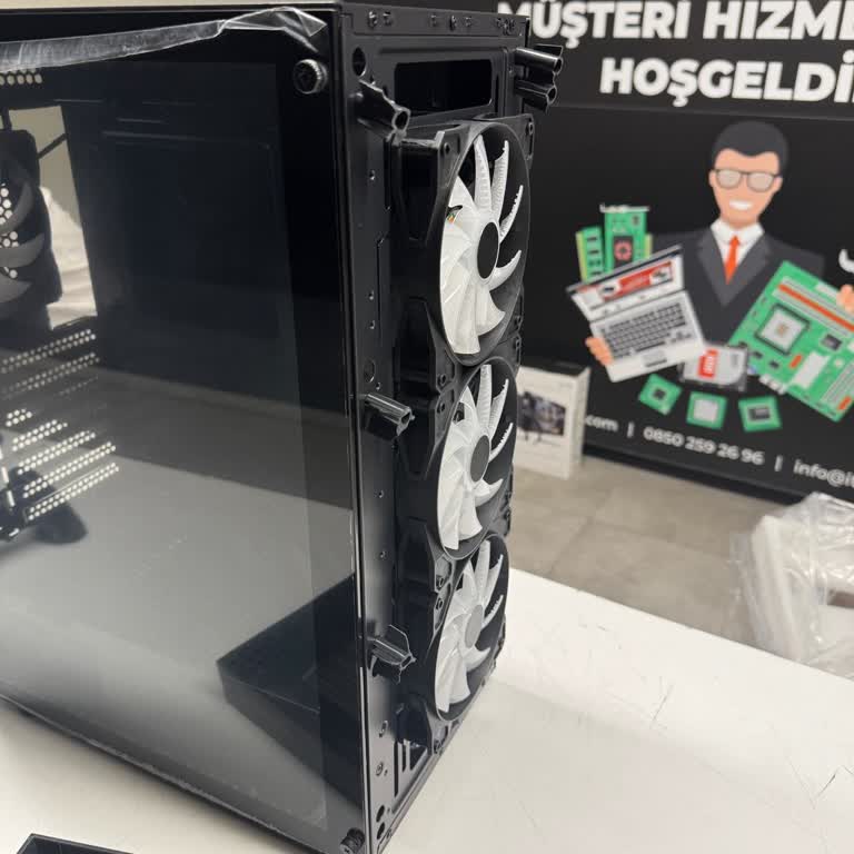İtopya Bilgisayar Satın Alınan Bilgisayar Kasasının Kırık Çıkması Ve Mağaza İlgisizliği