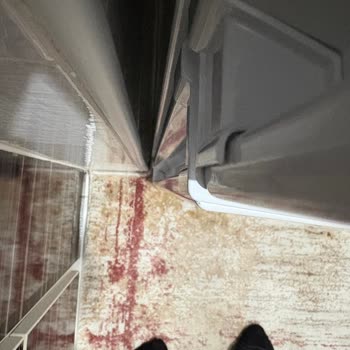 Yeni Siemens Buzdolabında Kapak Hizası Bozukluğu Ve Servisin Çözüm Sunmaması