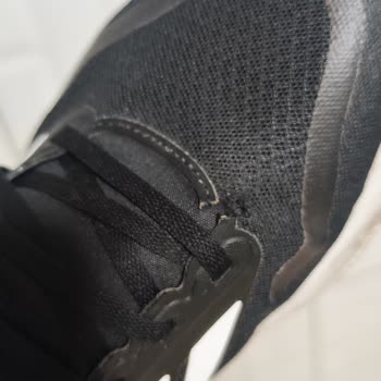 Az Kullanımda Yırtılan Adidas Runfalcon Ayakkabının Garanti Reddi