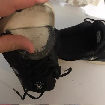 In Street Mağazasında Lumberjack Ayakkabısındaki Açılan Taban Ve Yırtığa Üretim Kusuru İddiası Red