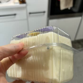 Markette Küflü Ve Kirli Peynir Satışı Ve İhmalci Yaklaşım