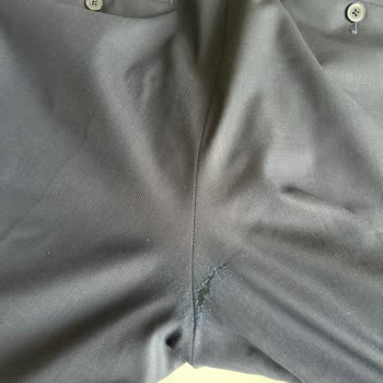 Kısa Sürede Yırtılan Takım Elbisemde Garanti Reddi Ve Çözüm Beklentisi