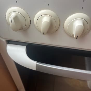 Silinen Düğme Yazıları Beko Fırınımın Kullanımını Engelliyor