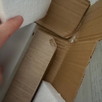 Kelebek Mobilya’dan Gecikmeli Teslimat Ve Kusurlu Sehpa Şikayeti