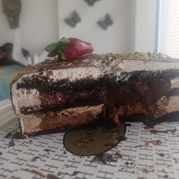 Kalitesiz Pasta Ve Çikolata Hayalimiz Kırıldı, Açıklama Talep Ediyoruz