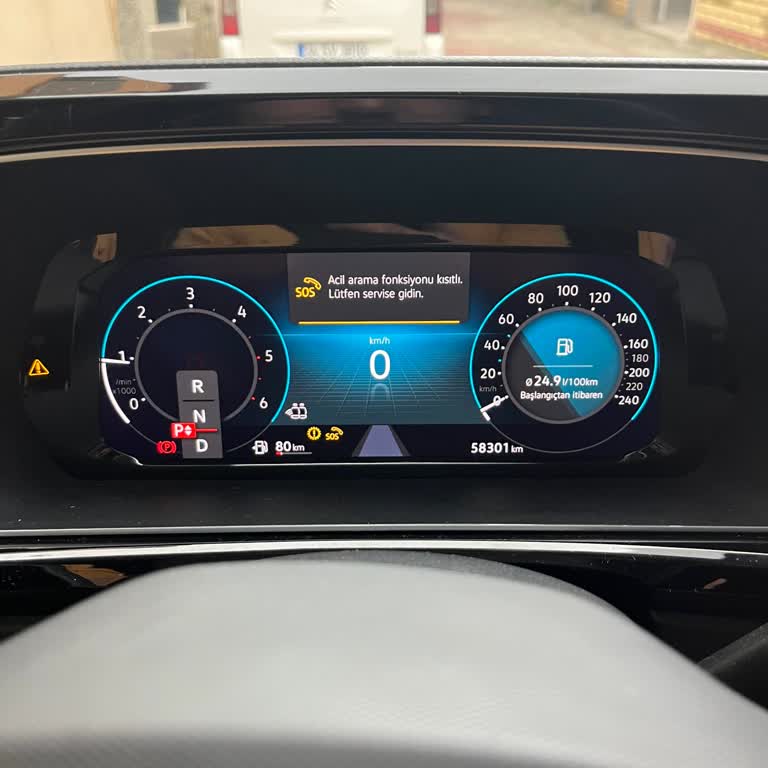 Volkswagen Caddy’de Sürekli Acil SOS Ve Park Sensörü Arızaları, Yetkili Servis Çözüm Sunamıyor