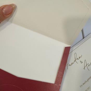 Ücretine Uygun Olmayan Davetiyeler, Yanıtsız İletişimsizlik