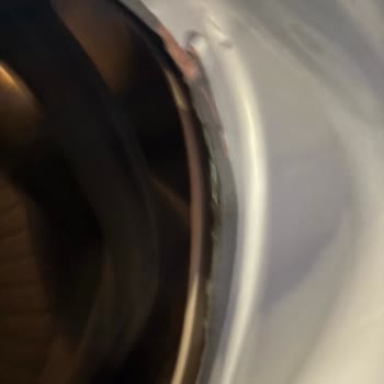Araç Yetkisiz Sanayiye Çıkarıldı Ve Amatör Onarım Yapıldı