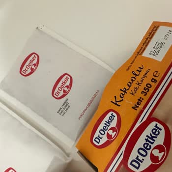 Dr. Oetker Kakaolu Kek Karışımında Çelişkili Son Kullanma Tarihleri Güveni Sarsıyor