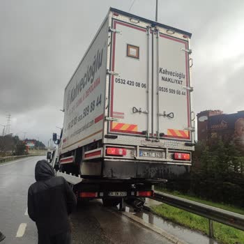 Mitsubishi Fuso Aks Arızası Parça Eksikliği Nedeniyle Garanti Onarımında Uzun Gecikme Ve İş Kaybı