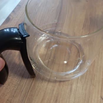 Kısa Sürede Sapı Çıkan Çay Makinesi Güvenlik Riski Oluşturuyor