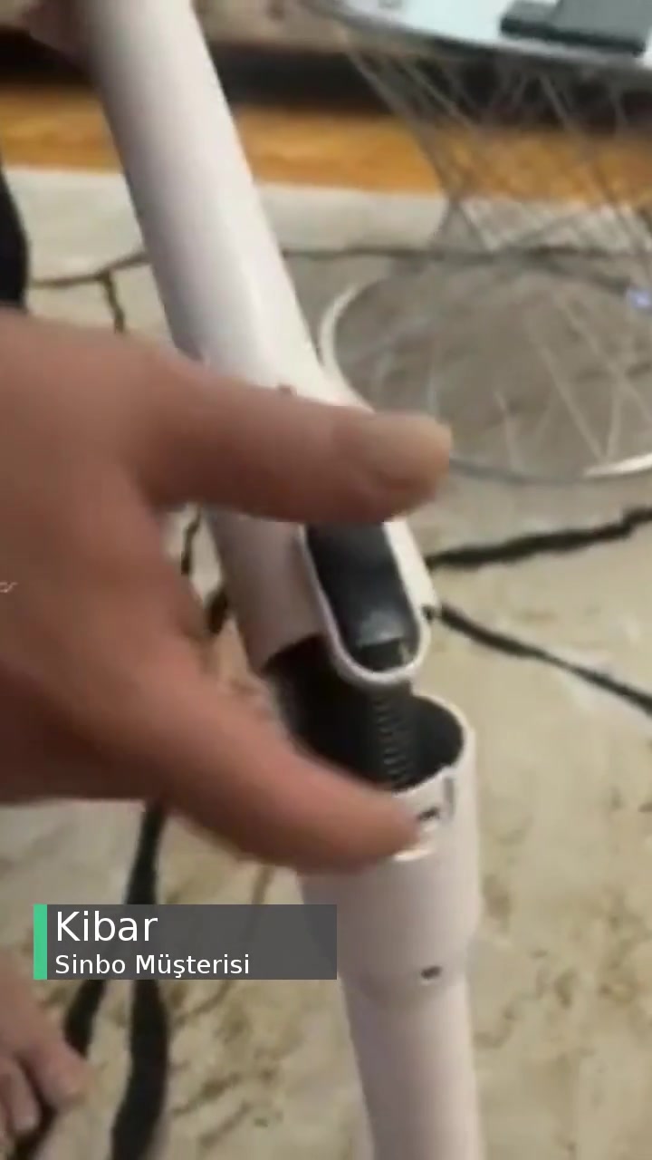 Sinbo Dikey Süpürge Parça Kırılması! videonun kapak resmi