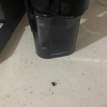 Arçelik 6450 Kahve Makinesinin Süt Haznesi Kırıldı, Garanti Reddi