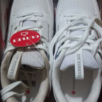 Sarılaşmış Ayakkabı Ve Açıklamasız Sipariş İptaliyle Hayal Kırıklığı