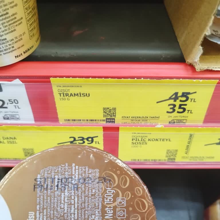 A101 Esenler Şubesinde Tarihi Geçmiş Tiramisu Satışı Gıda Güvenliğini Tehlikeye Atıyor