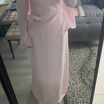 Sipariş Edilen Özel Elbisenin Renk Ve Kalite Sorunları Ve İade Reddi