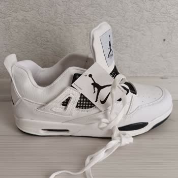 Sipariş Edilen Ürün Görseliyle Uyuşmuyor, Para İadesi Talep Ediyorum