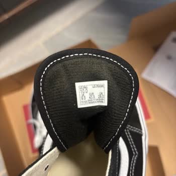 Aynı Siparişte Farklı Seri Numaralı Ve Renk Tonlu Ayakkabılar Gönderildi