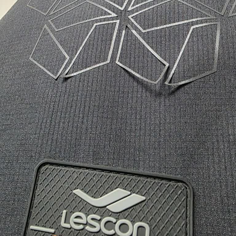 Reflektör Detayları Kısa Sürede Sökülen Mont İçin Değişim Veya İade Talebi