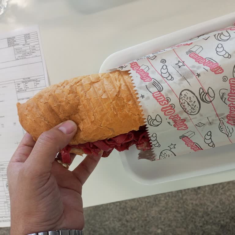 Kumru Adına Yanıltıcı Ekmek Ve Yetkisiz Satış