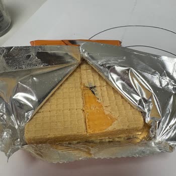 Ülker 9 Kat Gofretti Gizemli Yabancı Madde Ve Sağlık Endişesi