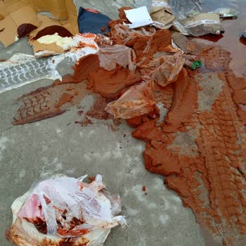 Şoförün Kamil Koç Otobüsünde Ürünlerimi Ezmesi Ve Tazminat Talebi