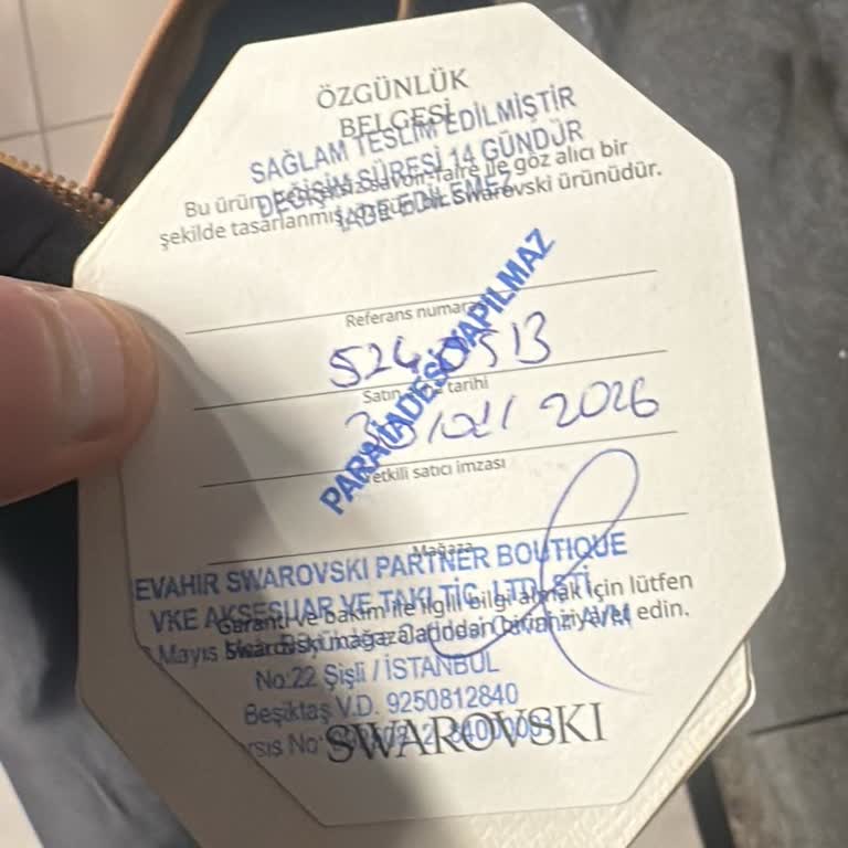 Renk Değişiminde 3.000 TL Ek Ücret Talebi Ve Mağaza Personelinin Umursamaz Tutumu