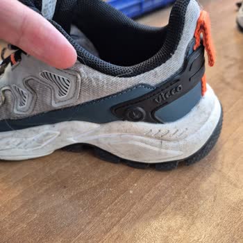 Vicco Spor Ayakkabısı 2 Ayda Eskidi, Kalite Sorunu