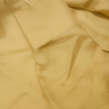 Hardal Renkli İpek Gömlekte Manşet Açılması Ve İade Sorunu