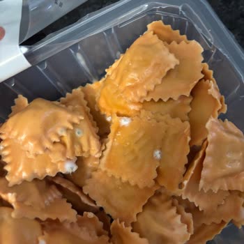 Son Kullanma Tarihi Geçmemiş Ravioli Ürününde Küf Görülmesi Ve İade Talebi