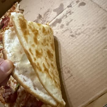 Domino's Pizza'da Kalitesiz Hamur, Migros Yemek'te Çözüm Bulunamayan Müşteri Hizmetleri