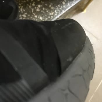Lumberjack Model Ayakkabının Tabanda Deformasyon Ve Açılma Sorunu, Tamir İsteği