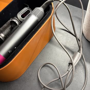 Dyson Airwrap Coanda 2X Cihazındaki Tekleme ve Kapanma Sorunu Yetkili Servis Tarafından Çözülmedi