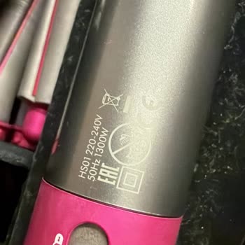 Dyson Airwrap Coanda 2X Cihazındaki Tekleme ve Kapanma Sorunu Yetkili Servis Tarafından Çözülmedi