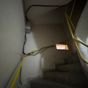 Fiber Kablolama İşçiliği Ve Görsel Kirlilik Şikayeti