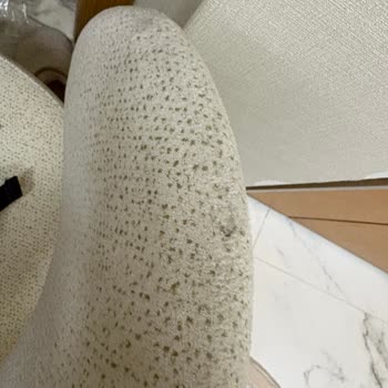 Kırılan Sandalyeler Ve Kirli Teslimat Nedeniyle Yeniden Değişim Talebi