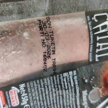 Sultan Et Ve Gıda Açılmamış Sucuk Son Kullanma Tarihine Rağmen Üç Hafta İçinde Küflenerek Bozuldu