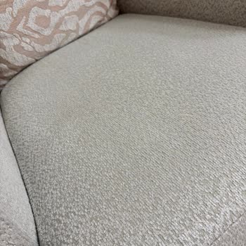 Estella Koltuk Takımında Tüylenme Ve Kararma Sorunu İçin Tam Değişim Talebi