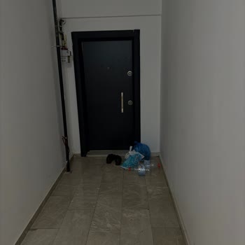 Gürsu Profesyonel Site Yönetimi Çöp Atma Saatleri Dışında Kapı Önlerine Çöp Bırakılması