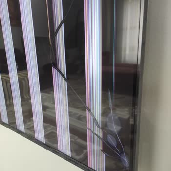 Kırık TV Teslimatı Ve Değişim Reddine Karşı İade Talebi