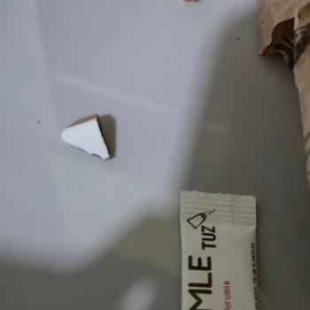 Dürümle Dürümde Taş Parçası Bulunması ve Yorumun Silinmesi