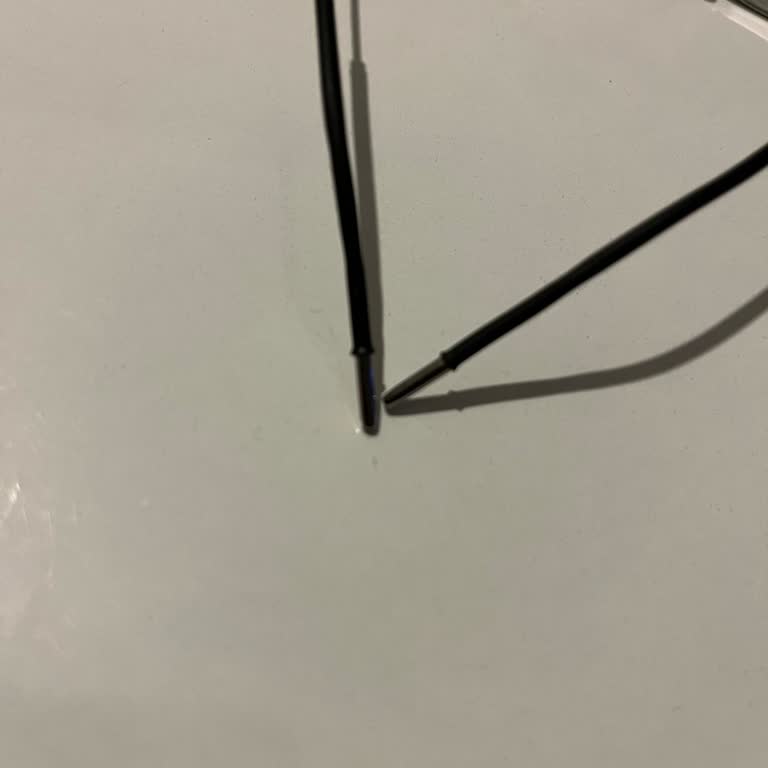 Çocuk Gözlüğü Çerçevesindeki Sap Aşınması Ve Garanti Bilgilendirme Eksikliği