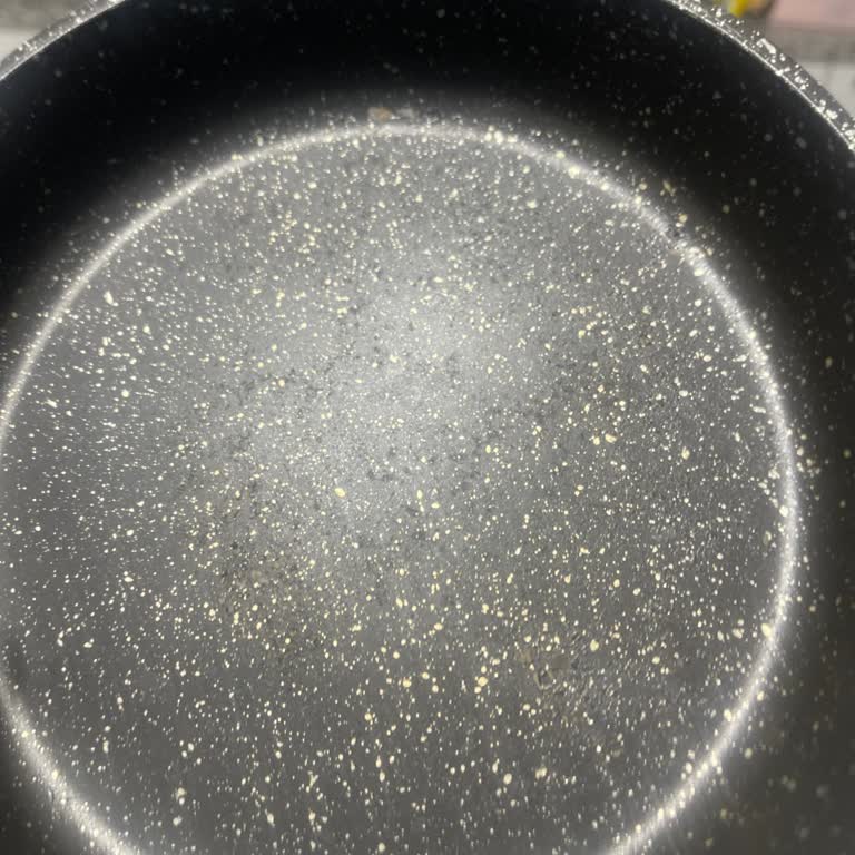 Taç Sahan Setinde Kaplama Soyulması Ve Müşteri Hizmetlerine Ulaşılamaması