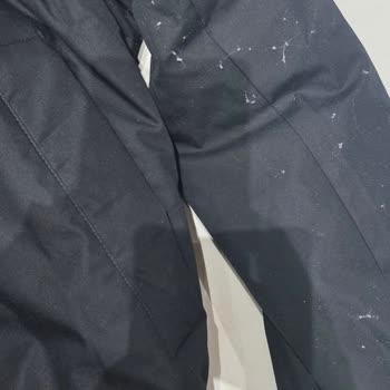 Mavi Montta %100 Polyester Etiketi Ve Kaz Tüyü İddiası Çelişkisi