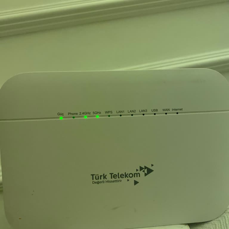 Üç Gün Süren İnternet Kesintisi Ve Müşteri Hizmetlerinden Çözüm Beklentisi