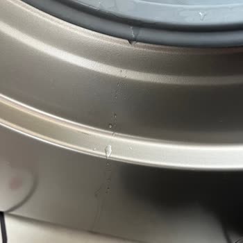 Teşhir Satın Alınan Vestel Çamaşır Makinesinde Su Sızıntısı Ve Sallanma, İade Ve Değişim Talebi