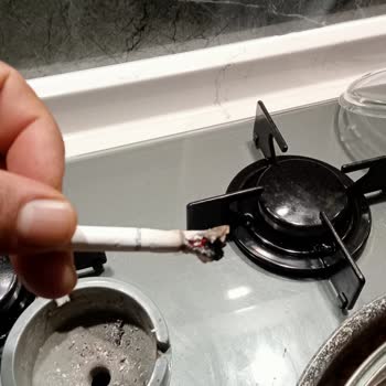 Parliament Night Blue’da Odun Tadına Dönüş Ve Kalite Düşüşü