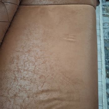 Garanti Kapsamındaki Koltuk Takımının Kumaş Dökülmesi Ve Renk Açması İçin Onarım Talebi