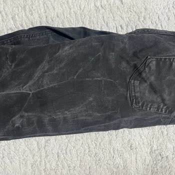 Siyah Kot Pantolonunun Hızlı Renk Solması Ve Mağaza İhmalkârlığı