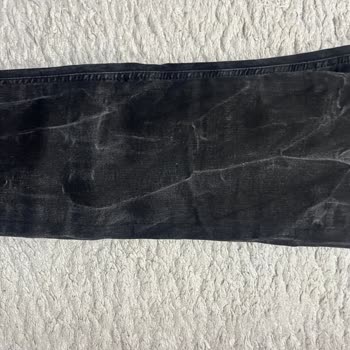 Siyah Kot Pantolonunun Hızlı Renk Solması Ve Mağaza İhmalkârlığı